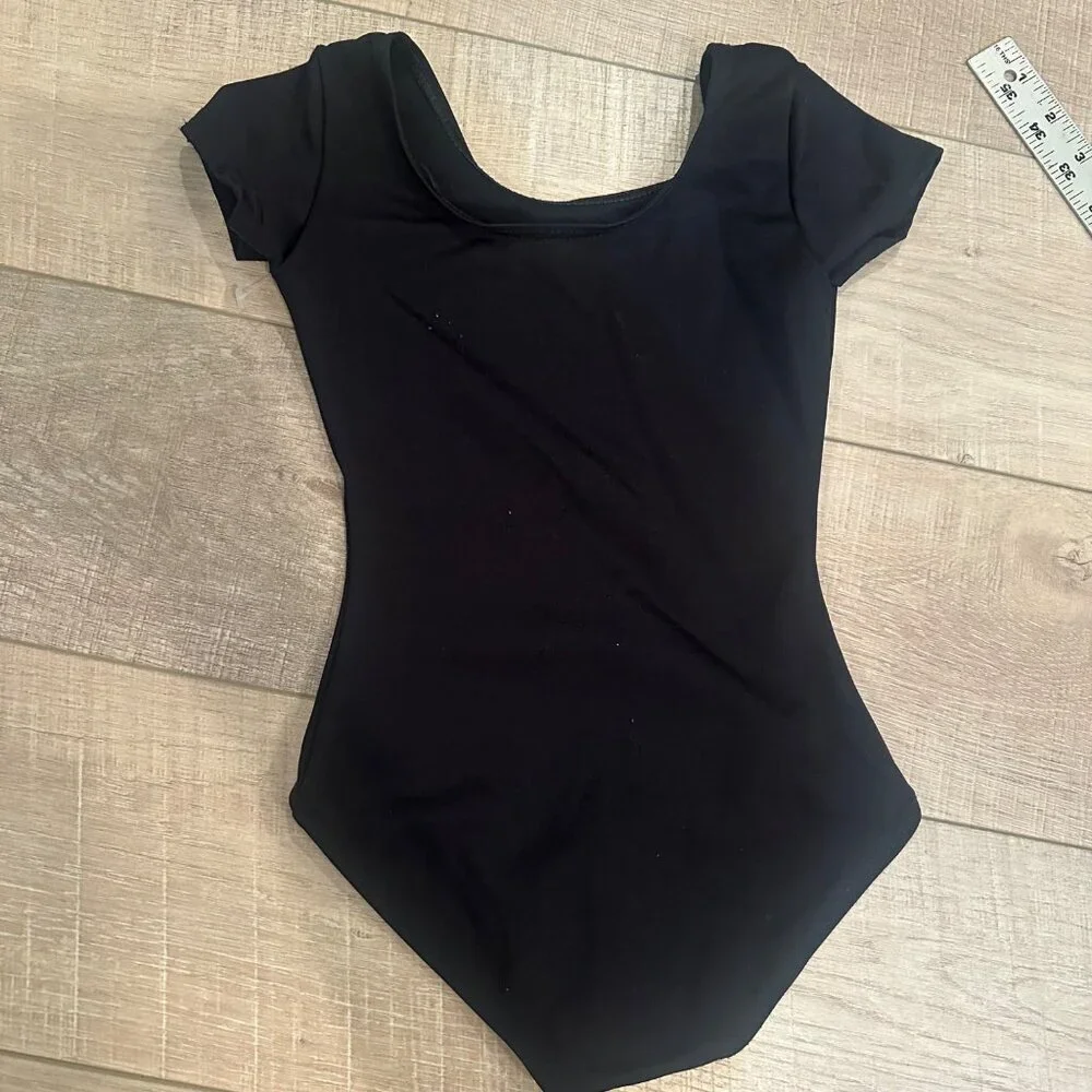 CAPEZIO BLACK INTERMEDIATE CHILD BLACK LEOTARD IC